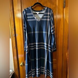 LuLaRoe Large Emily Dress